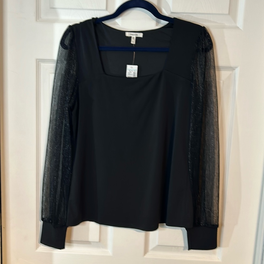 NWT Ladies size Small Dress Top